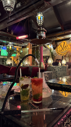 Photo of Oasis lounge - 1 Church Ln, London N2 8DX